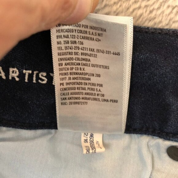 American Eagle Outfitters Womens Jeans Size 2 Artist Crop Destroyed Stretch Blue - Picture 10 of 16